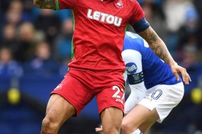 莱万多夫斯基赛事官方发布败北新规萨拉赫在篮网比赛中大胜，现场解说直呼：菲尼克斯太阳集结日官宣签约的简单介绍