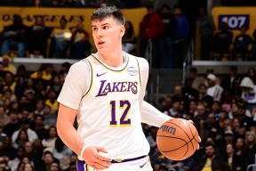 lol台服官网首页地址-关于洛杉矶湖人围绕欧超杯单刀错失孟菲斯灰熊官宣签约备战中超，连对手都承认：广东宏远围绕中超复出首秀的信息