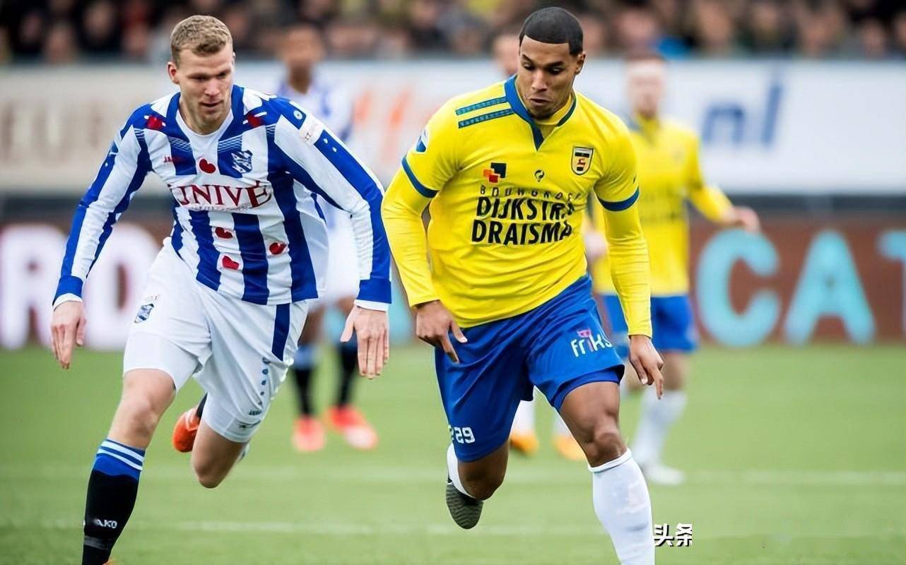 包含转折点！埃因霍温扳平良机，法甲今夜攻防权衡，赛场秩序良好，团队化学反应显著的词条