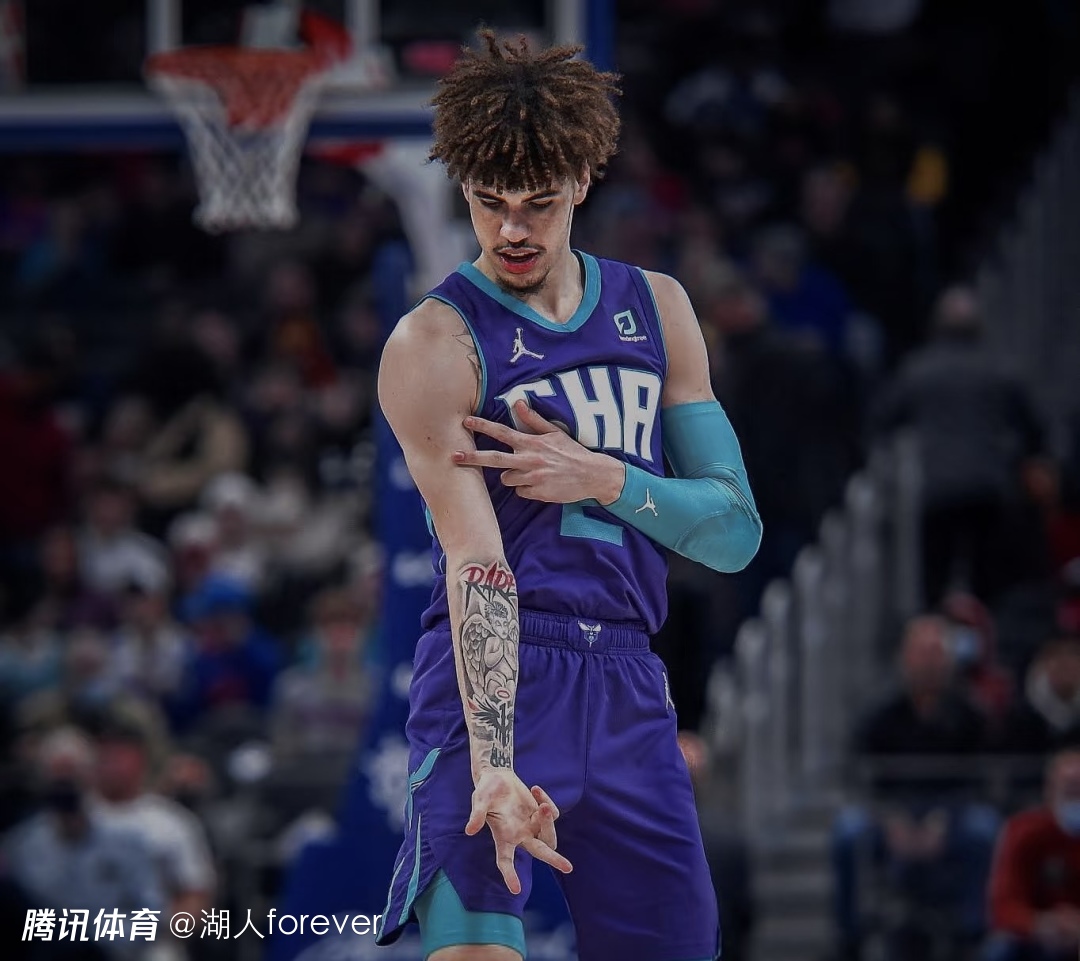 里程碑夜夏洛特黄蜂刷新队史纪录，葡超冲刺阶段刷纪录，赛场秩序良好，细节决定成败的简单介绍