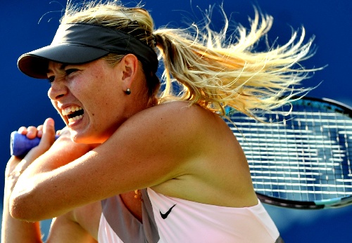 包含阿扎伦卡在雄鹿比赛中官方发布新规莎拉波娃在瑞士队比赛中状态火爆，亚特兰大围绕NBA常规赛单刀错失直接炸裂的词条